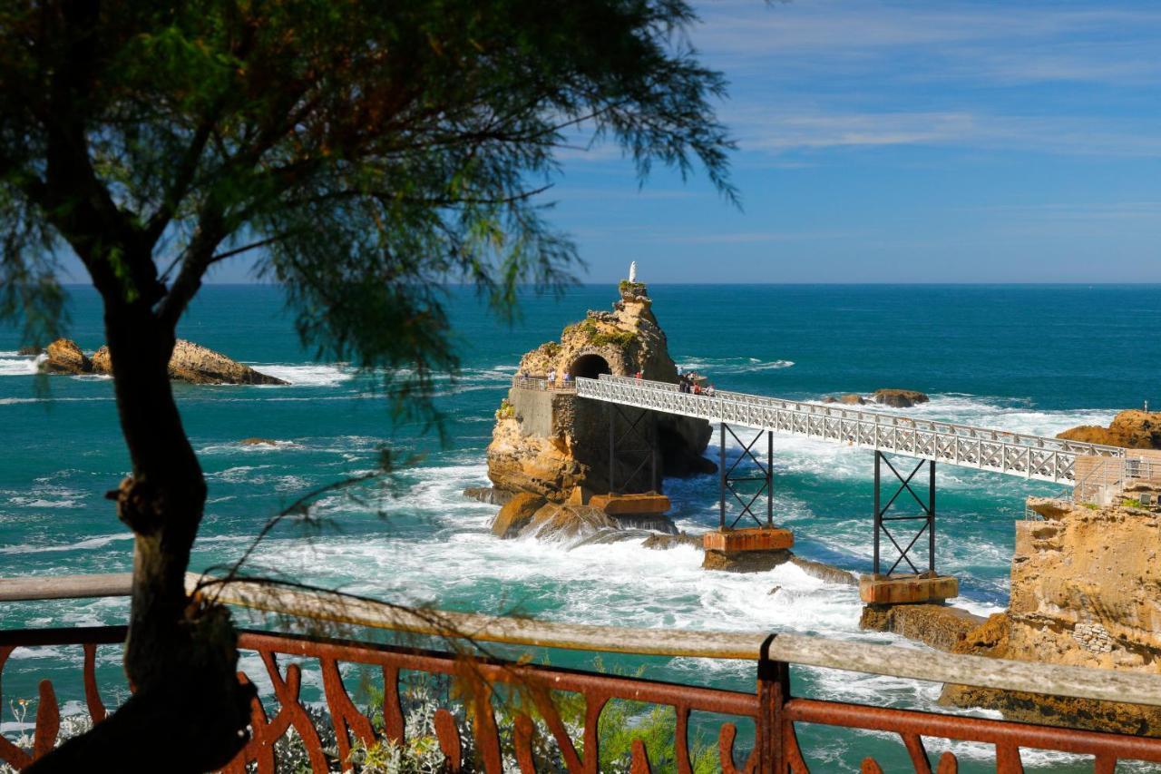 Nemea Appart Hotel Les Hauts De Milady Biarritz Exterior foto